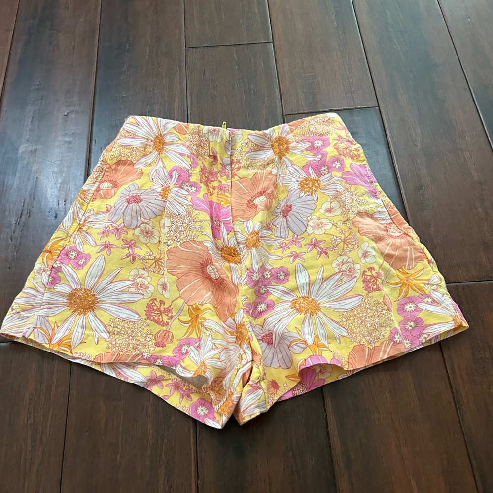 Floral H&M shorts
